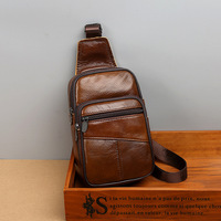 Sac de poitrine en cuir véritable personnalisé couche supérieure en cuir de vachette sac de messager à bandoulière pour hommes sac de poitrine de sport à la mode 2025