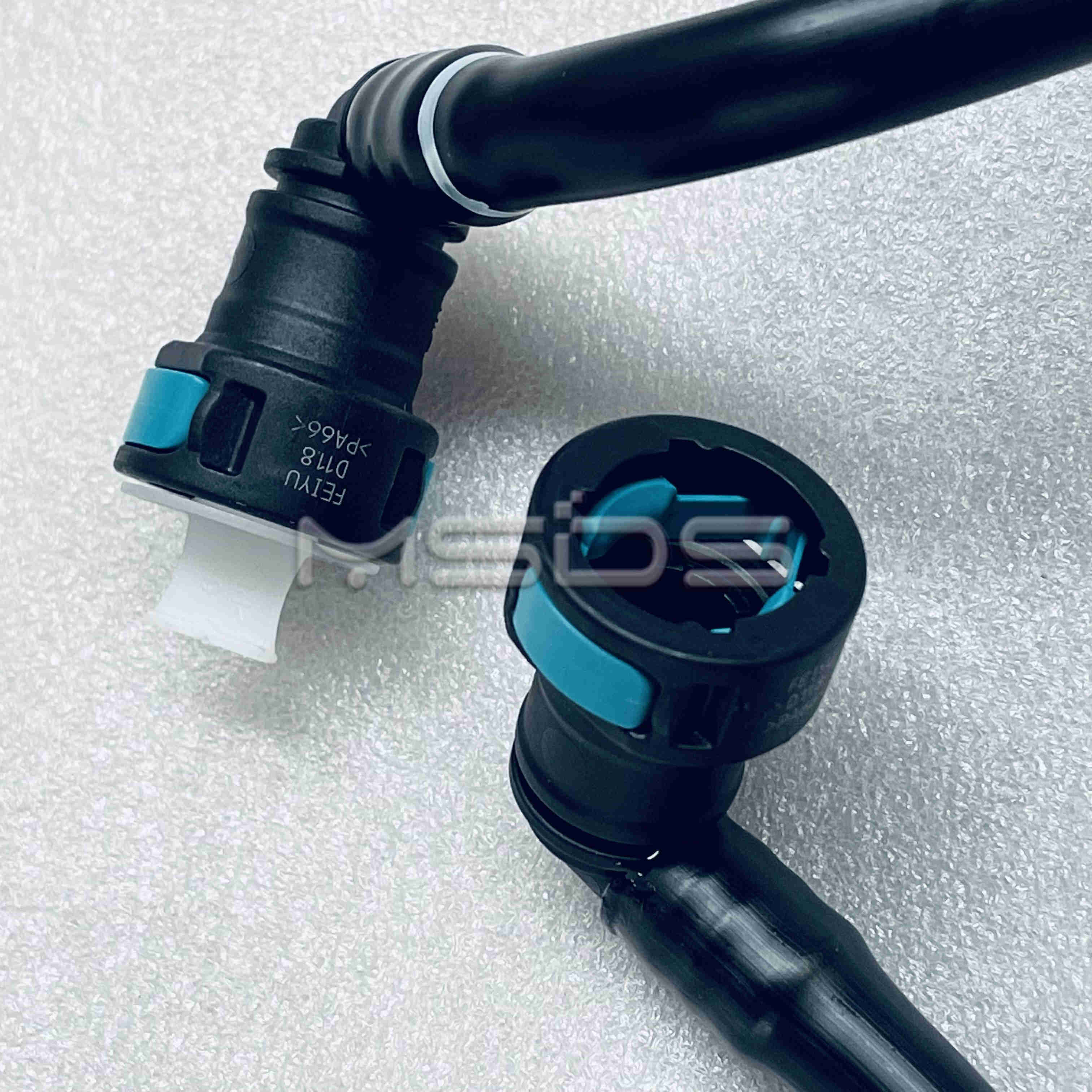 ISDE Cummins Engine Parts - CPR Water Inlet Tube 4980465