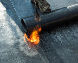 Membrane <span class=keywords><strong>d</strong></span>'étanchéité pour <span class=keywords><strong>toiture</strong></span> plate en caoutchouc SBS <span class=keywords><strong>asphalte</strong></span>, 5 plis, étanche, résistante au feu, prix bas, usage industriel - Product Image 4