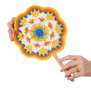 Abanico Floral de Ganchillo Hecho a Mano con Mango de Madera, Estilo Chino, Juguete de Costura y Tejido para Mujeres, para Decoraciones de Boda, Regalo - Product Image 1