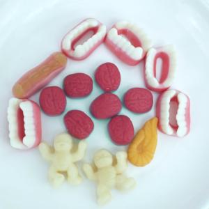 Caramelos de goma de Halloween a granel, halal, con sabor a frutas, en forma de cerebro, ojos y órganos, dulces surtidos, <span class=keywords><strong>bonbons</strong></span> al por mayor - Product Image 4