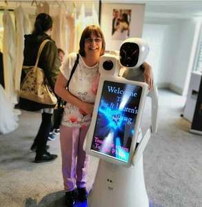 Robot de service humanoïde intelligent à intelligence artificielle pour hôpitaux et maisons de retraite - Product Image 3