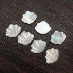 Concha blanca perla natural tallada forma de vieira DIY accesorios de fritillary blanco colgante de concha de piedra desnuda - Product Image 5