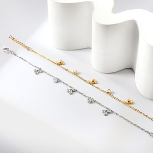 สร้อยข้อมือดอกซากุระสแตนเลสชุบทอง 18k เครื่องประดับของผู้หญิงของขวัญแฟชั่นดีไซน์เรียบง่ายหรูหรา - Product Image 1