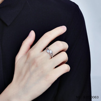 Bague ajustable pour femme Lerca Platinum Double Leaf avec diamant simulé