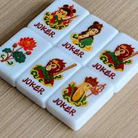QIQU Ensemble de tuiles de mahjong en acrylique gravées, motif Voyage Ouest, personnages mythologiques chinois, de luxe moderne et personnalisé, pour jeu de table