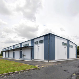 모듈식 강구조 경량 조립식 금속 창고 건물 설계 작업장 굽힘 절단 용접 ASTM 표준 - Product Image 1