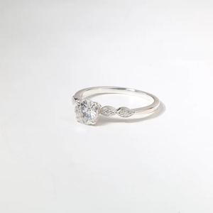 Anillo de compromiso de 5 diamantes certificados de primera calidad en oro de 18 quilates, diamantes de laboratorio o naturales, corte redondo, estilo vintage, anillo de regalo nupcial. - Product Image 2