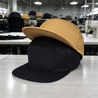 Casquette à 7 panneaux découpée au laser avec logo personnalisé, perforée, imperméable, séchage rapide, visière plate avec cordon frontal, OEM