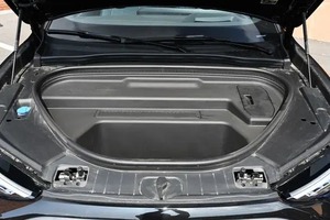 Venta de Auto: Audi Q6L E-tron 2026 Edición de Lanzamiento, Autonomía de 752 km, Batería de 107 kWh, Motor de 205 kW - Product Image 3