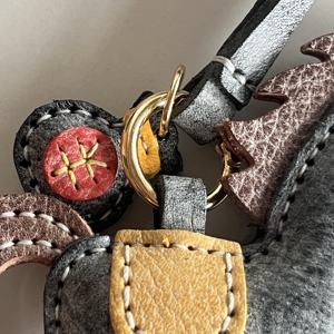 พวงกุญแจ<span class=keywords><strong>หนัง</strong></span>แท้ประดับโลหะรูปม้าสุดหรู - Product Image 5