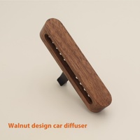 StickSolid Diffuseur de parfum de voiture solide moderne Clip d'évent en bois de noyer noir Décoration de voiture avec parfum d'océan Rose Cologne
