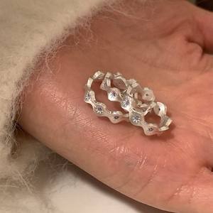 Bague en argent pur S925 avec diamant bleu étoilé, brossée, élégante, coupe ovale, pour l'index, avec un design de niche, sensation de luxe haut de gamme - Product Image 3