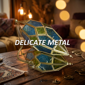 Lanternes marocaines en laiton et verre faites à la main, luminaire suspendu géométrique coloré, lampe décorative pour la maison de Noël DL-071 - Product Image 4