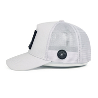 Gorra de Camionero de Malla Transpirable de Algodón de 6 Paneles con Cierre Trasero Ajustable y Parche Bordado con Logotipo Personalizado Promocional