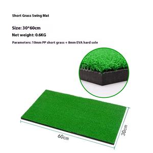 Tapis de frappe de <span class=keywords><strong>golf</strong></span> portable 3-en-1 pour une utilisation intérieure et extérieure Gazon réaliste pour ébrécher la pratique du swing Aides à l'entraînement au <span class=keywords><strong>golf</strong></span> - Product Image 5