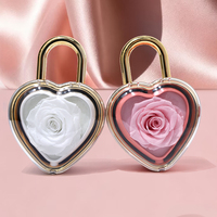 Boîte à bijoux romantique en forme de cœur avec rose éternelle, coffret cadeau de luxe pour bague de fiançailles et collier, avec clé métallique en forme de cœur