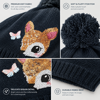 Bonnet tricoté pour enfants avec broderie de cerf à paillettes et pompon, extensible et chaud, idéal pour les tenues de Noël, les fêtes sur le thème de la forêt et les activités hivernales