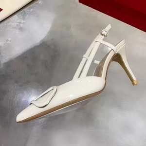 2025 estate alta versione V Brand <span class=keywords><strong>Nude</strong></span> pelle verniciata Stiletto per donna punta chiusa francese con fibbia a V scarpe singole aperte con zeppa - Product Image 5