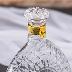 Bouteille en verre cristalline de 700 ml personnalisée pour spiritueux haut de gamme en vrac - pour le stockage et l'identification de brandy XO, <span class=keywords><strong>cognac</strong></span> et armagnac - Product Image 2