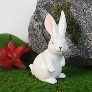 تمثال على شكل أرنب من البورسلين, تمثال على شكل أرنب من البورسلين لموسم ربيع عيد الفصح ، ديكور للمنزل ، ديكور داخلي صغير من السيراميك والأرنب الأبيض - Product Image 4