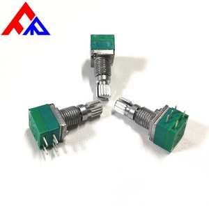 Potenciómetro Ajustable RV097 de Película de Carbono de 5 Pines B10k con Interruptor - Product Image 5