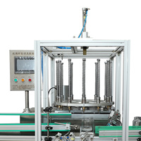 Production automatique Bougie Mèche Machine de Placement L'insertion Mèches Équipement avec Multi-pièces Évacuant pour Bocaux En Verre