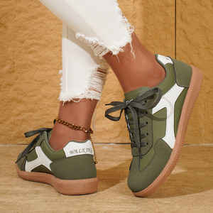 Nuevo estilo, gran venta al por mayor, logotipo personalizado, verde militar y rojo, zapatillas de entrenamiento del ejército alemán, zapatos de tabla con cordones, zapatos planos informales para mujer - Product Image 6