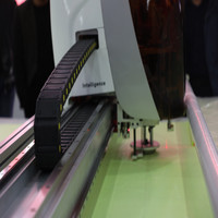 Coupeur de motifs de vêtements à plat multicouche Traceur automatique de découpe de tissu Machine de découpe de tissu