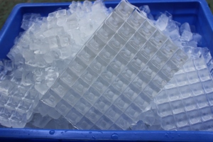 Blgc 20kg Công suất thông minh <span class=keywords><strong>Ice</strong></span> Cube máy tự động dễ dàng để hoạt động thương mại <span class=keywords><strong>Ice</strong></span> Cube máy - Product Image 3