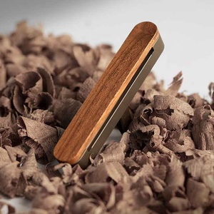 Diffuseur de parfum de luxe pour voiture, flacon miniature en bois personnalisé, parfum longue durée, placement optimal sur le pare-brise, aromathérapie automobile - Product Image 2