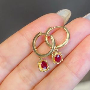 Pendientes Colgantes de Oro Puro de 18k Xinfly con Rubí Natural de 0.65ct en Forma de Flor - Product Image 2