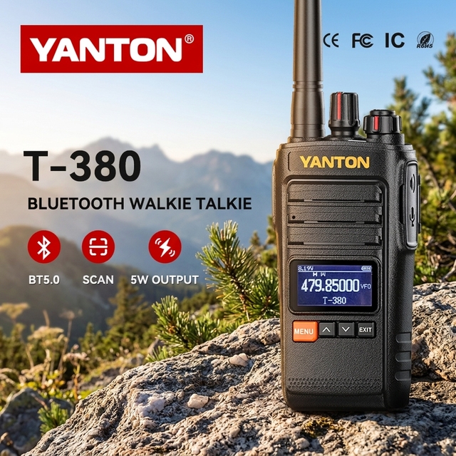 Professional Walkie Talkie With Enhanced Sound Quality 5W Output 5Km Range UHF Frequency