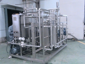 Dừa sữa dây chuyền chế biến nước dừa tiệt trùng tự động <span class=keywords><strong>UHT</strong></span> <span class=keywords><strong>pasteurizer</strong></span> nước trái cây Dây chuyền nhà máy chế biến - Product Image 4