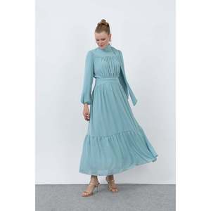 Elegante Vestido de Noche Negro de Gasa para Mujer con Cuello Alto, Corte Imperio y Drapeado Transpirable - Product Image 4
