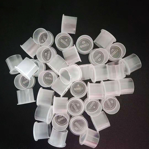 ถ้วยใส่น้ำหมึกสักลายแบบใช้แล้วทิ้ง ขนาด 20 มม. x 17 มม. จำนวน 500 ชิ้น แบบตั้งได้เอง ผลิตจากพลาสติก PP ใส ก้นแบน สำหรับสตูดิโอ PMU - Product Image 5