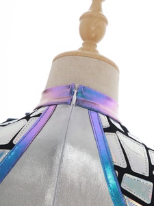 Costume Alieno Metallizzato Lucido per Ragazze 6-16 Anni, Abito Alieno Spaziale Carino per Cosplay, Feste e Spettacoli - Product Image 4