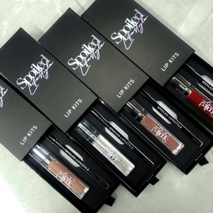 2 in 1 <span class=keywords><strong>Lipgloss</strong></span> dan <span class=keywords><strong>Lip</strong></span> Liner Box Set Lipstik Tahan Air <span class=keywords><strong>Lip</strong></span> <span class=keywords><strong>Gloss</strong></span> Matte Pigmentasi Tinggi Nude Vegan Liquid <span class=keywords><strong>Lip</strong></span> Kit - Product Image 1