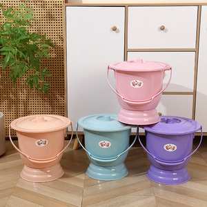Orinal Cubierto Antiolores para Mujeres, Uso Doméstico, Dormitorio, Plástico con Tapa, para Adultos, Ancianos, Forma Redonda - Product Image 3