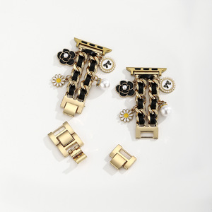 Nueva Correa de Reloj de Acero Inoxidable con Diseño de Flor de Camelia y Hebilla para Relojes <span class=keywords><strong>6</strong></span>, 5, 4 y 3 - Product Image 4