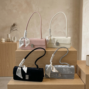 Elegante Bolso de Hombro de Piel Sintética con Lazo de Satén y Correa Única, Gran Capacidad, Cierre de Botón, Impermeable, Rectangular, para Uso Diario - Product Image 2
