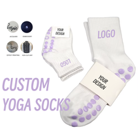 Chaussettes de yoga antidérapantes personnalisées de haute qualité avec logo brodé jacquard, chaussettes en coton respirantes pour femmes, chaussettes de danse Pilates