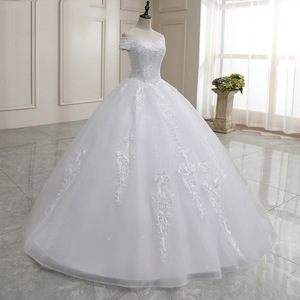 Off-Shoulder <b>White</b> Ball Gown Wedding Dress With <b>Lace</b> Sweetheart Neckline Natural Waist Vintage Style - Product Image 3