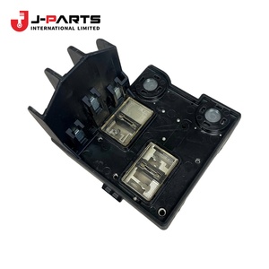 ชุดบล็อกฟิวส์สำหรับรถยนต์โตโยต้าไฮเอซ RZH113 ปี 1989-2004 - Product Image 1