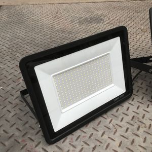 Luz de inundación LED de <span class=keywords><strong>200W</strong></span>, luces de inundación de estadio de pista de tenis de 50W para iluminación de inundación al aire libre IP65 a prueba de agua - Product Image 4