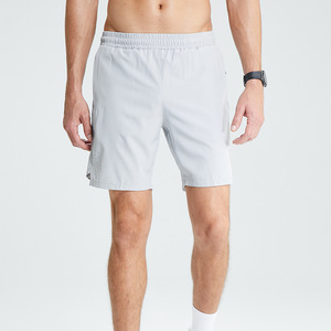 Pantalones cortos perforados con láser de verano para hombre, de secado rápido, transpirables, con cierre de cintura elástica, informales, sólidos, para baloncesto, correr, Fitness - Product Image 4