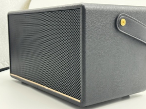 ลำโพงคาราโอเกะไร้สาย M25 30W ดีไซน์ไม้ย้อนยุค เสียงเบสหนักแน่น คุณภาพเสียงคมชัด เหมาะสำหรับใช้ในบ้าน งานปาร์ตี้ และกลางแจ้ง ขายส่ง - Product Image 2