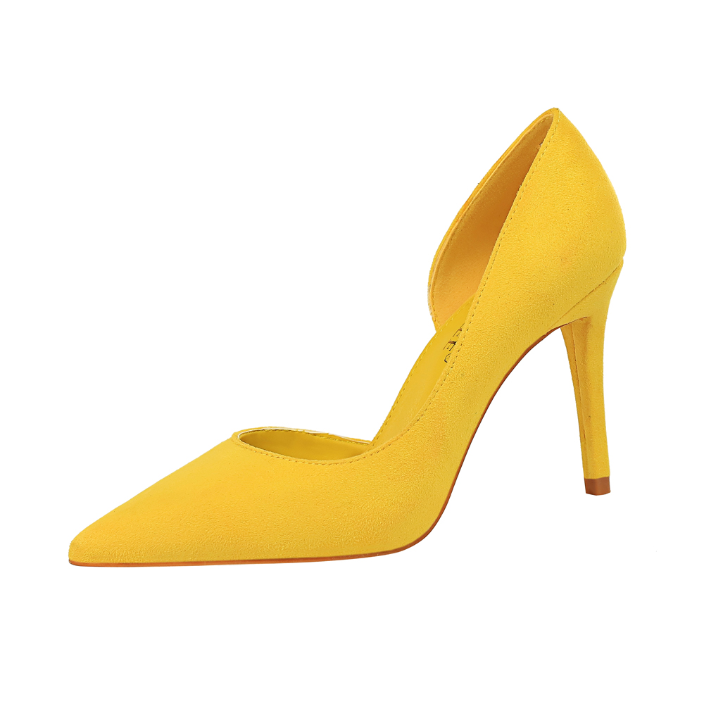 Jaune