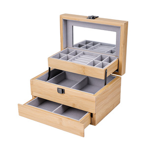 Boîte <span class=keywords><strong>à</strong></span> <span class=keywords><strong>bijoux</strong></span> rectangulaire en bambou, motif uni, trois couches, ouverte, <span class=keywords><strong>avec</strong></span> <span class=keywords><strong>miroir</strong></span> <span class=keywords><strong>intégré</strong></span> et rangement - Product Image 5