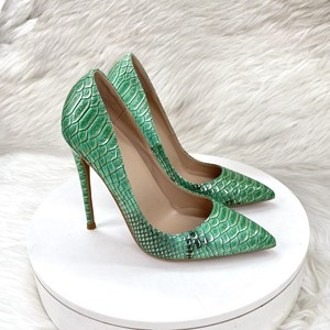 <span class=keywords><strong>Scarpe</strong></span> con <span class=keywords><strong>tacco</strong></span> alto in PU verde e suola in gomma, a punta e scollo basso, per il commercio all'ingrosso transfrontaliero - Product Image 5